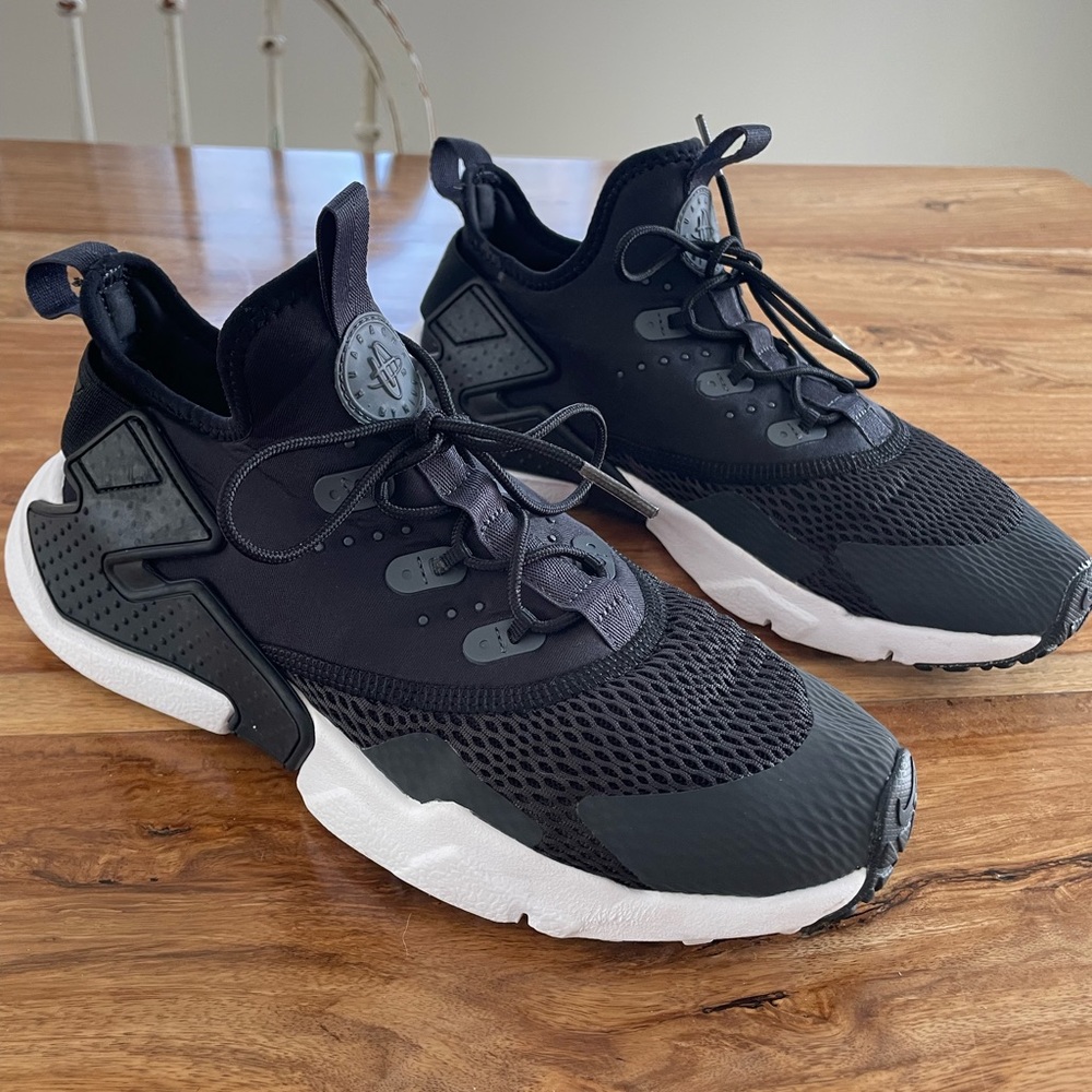 Women’s Nike Huarache